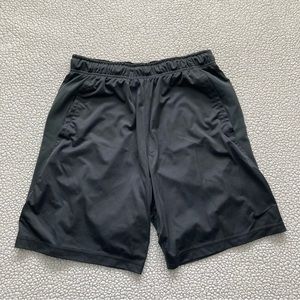 Nike, Dry-Fit, elastic band boys Medium size shorts, grey